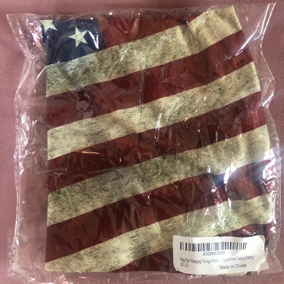 Ear Hanging Triangle Bandana For Men & Women - Picture 4 of 4